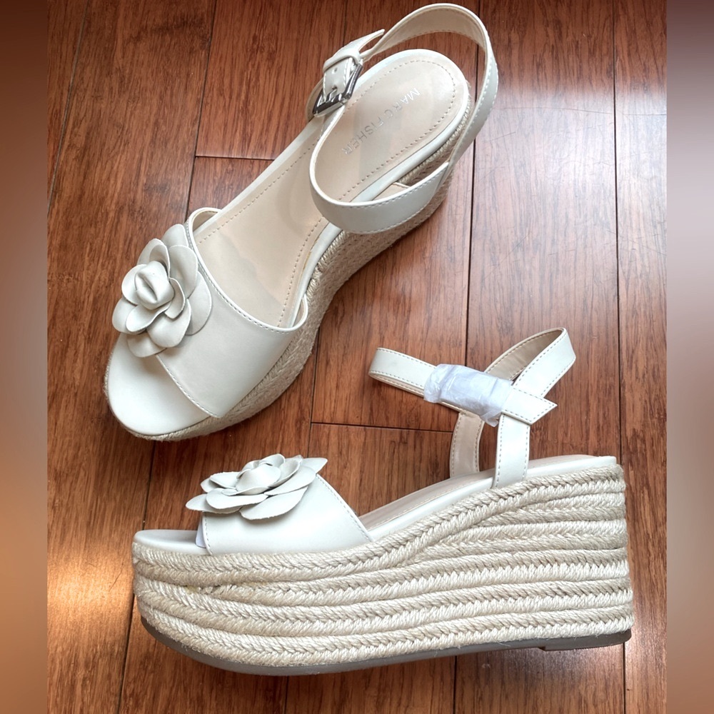 Marc Fisher ivory white wedge sandals, Platform Flower Wedges